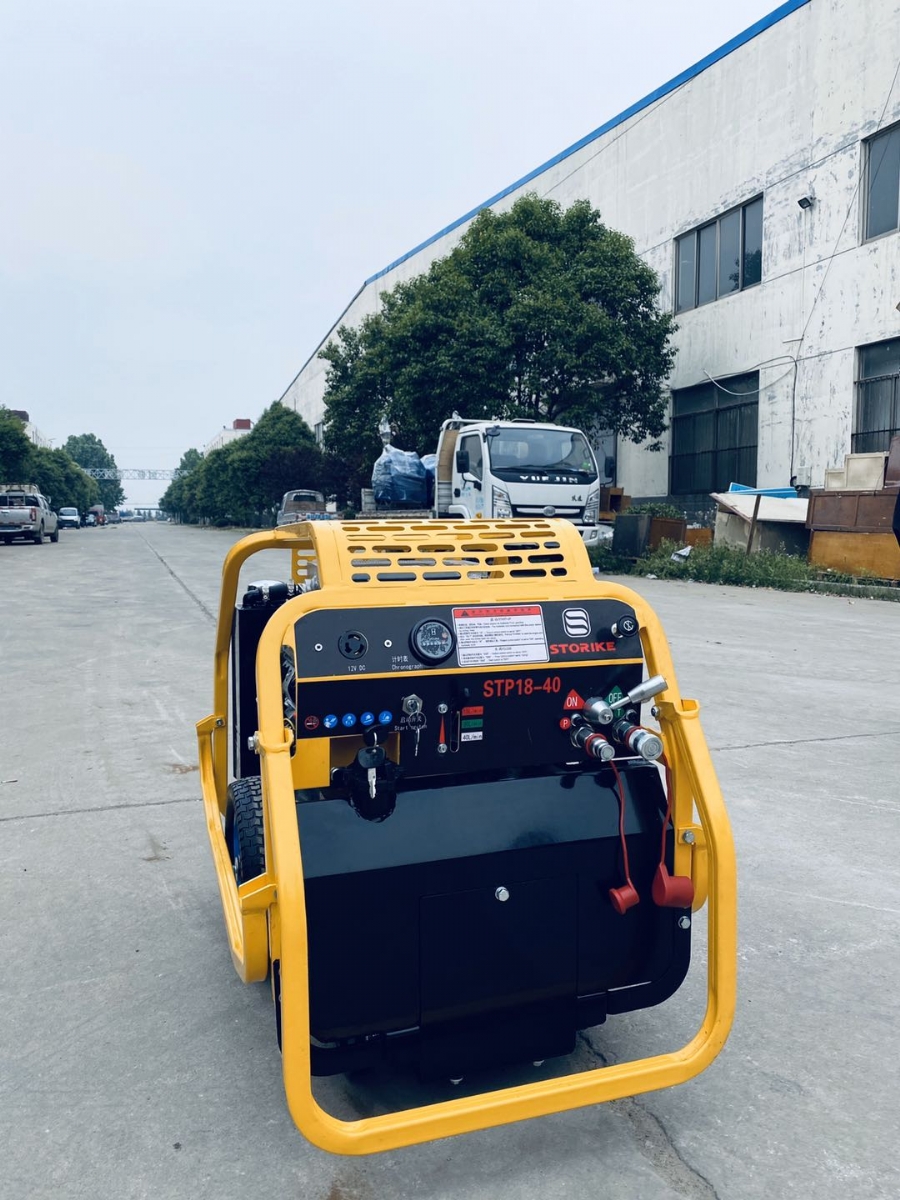 23馬力液壓動力站使用時要留心什么？