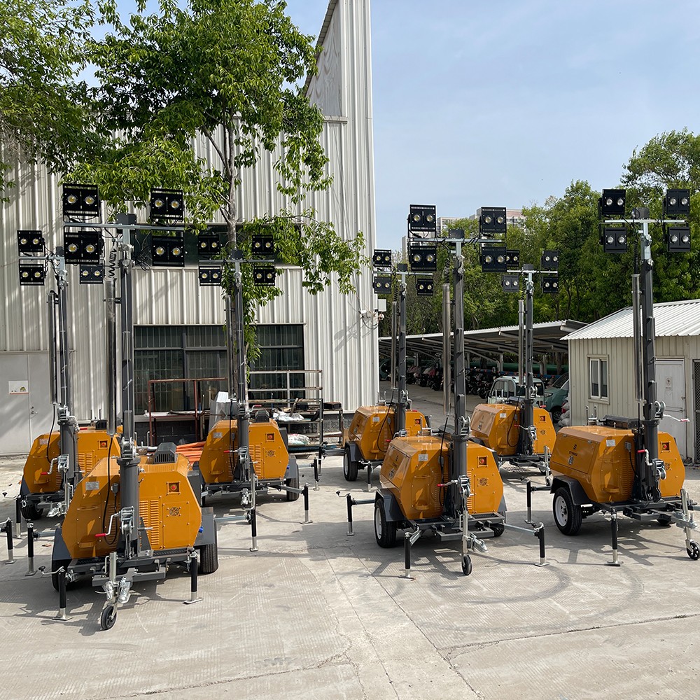 山東思拓瑞克公司8臺(tái)9米移動(dòng)照明燈塔出口意大利卡拉拉市